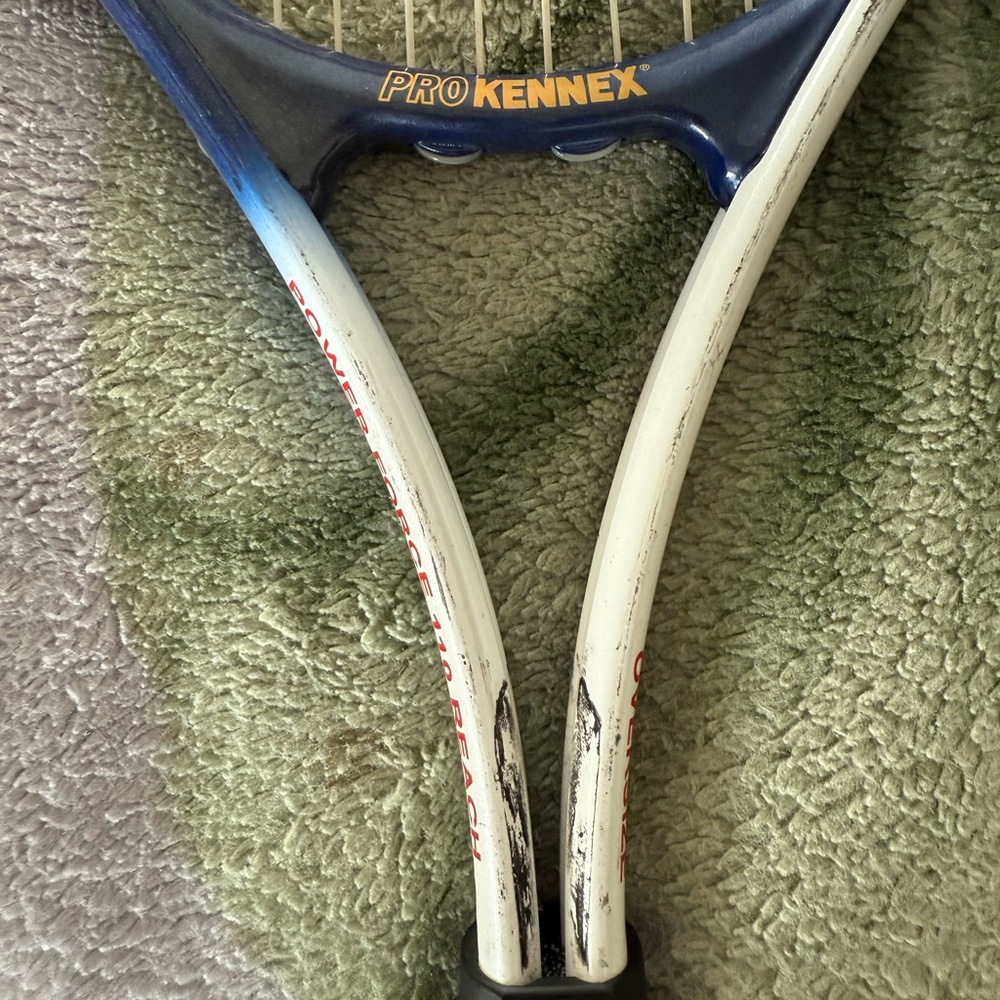 ProKennex Long Frame Power Reach Tennis Racket 🎾 - Picture 6 of 10